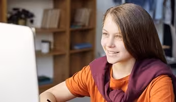 Kursus YouTuber Raya School Kursus YouTuber Raya School