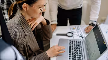 Kursus SEO Specialist Raya School Kursus SEO Specialist Raya School
